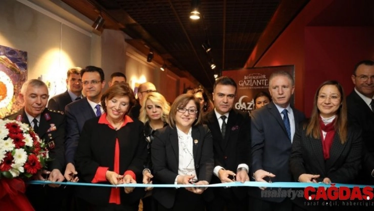 Büyükşehir'den 25 Aralık'a özel iki sergi