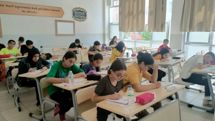 Büyükşehir'den Öğrencilere Deneme Sınavı