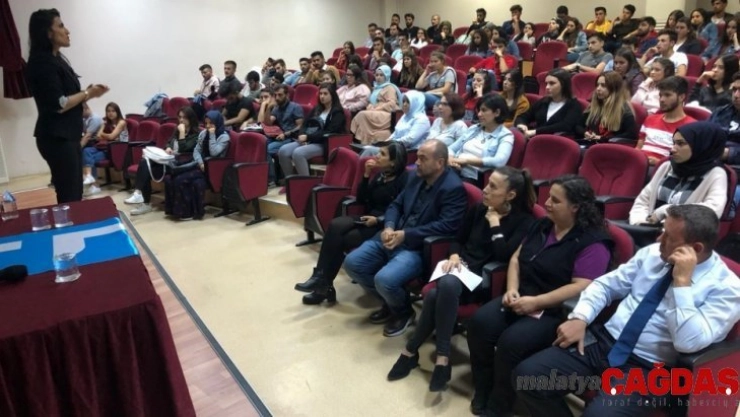 Çanakkale'de üniversite öğrencileri bilimsel dergi çıkardı