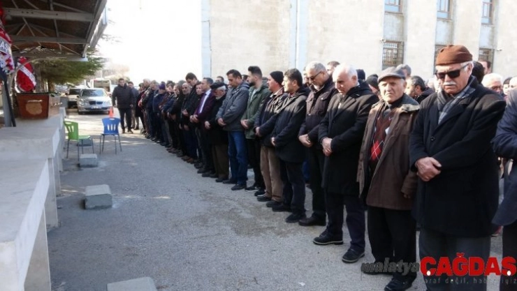 Çarptığı kadının ölümüne neden olan sürücü adli kontrolle serbest