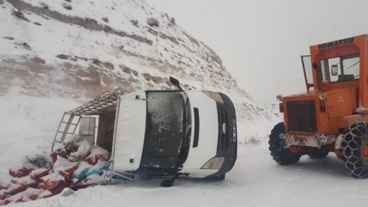 Çemişgezek'te kaza:2 yaralı