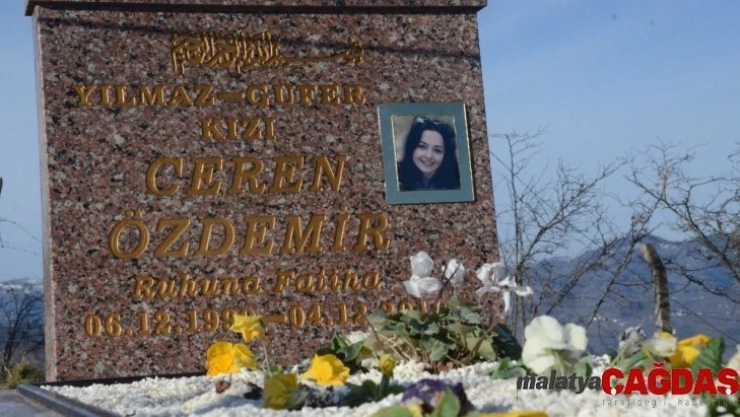 Ceren'in sosyal medya paylaşımı, mezar taşına işlendi