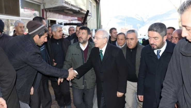 Kılıçdaroğlu, Malatya'da deprem bölgesinde