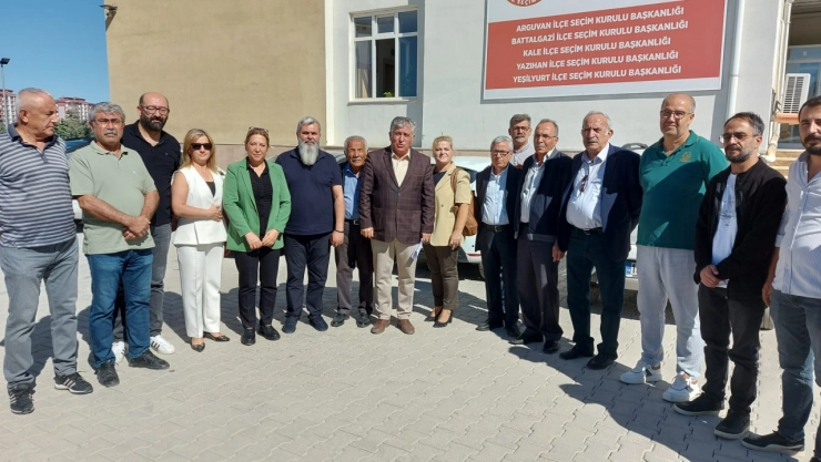 CHP Yeşilyurt İlçe Başkanlığı Mazbatasını Aldı: ''Hep Birlikte Başaracağız''