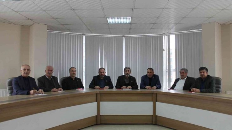 Çiftçilere bankalara karşı dikkatli olun çağrısı