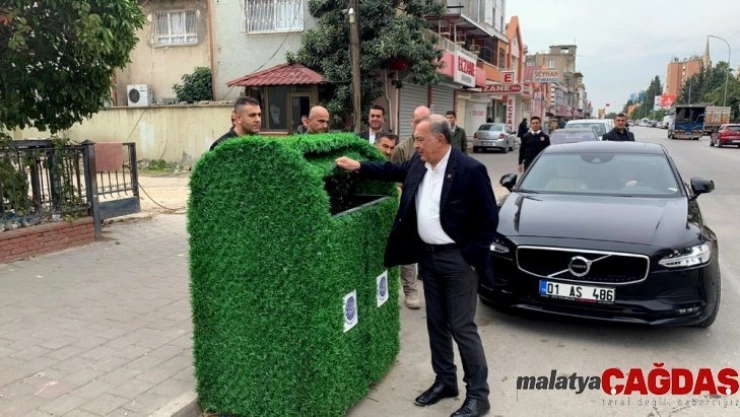 Çöp konteynırları da 'yeşilleniyor'