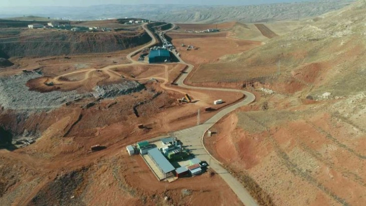 Çöple ısıtılacak, toprak kullanılmadan domates üretilecek