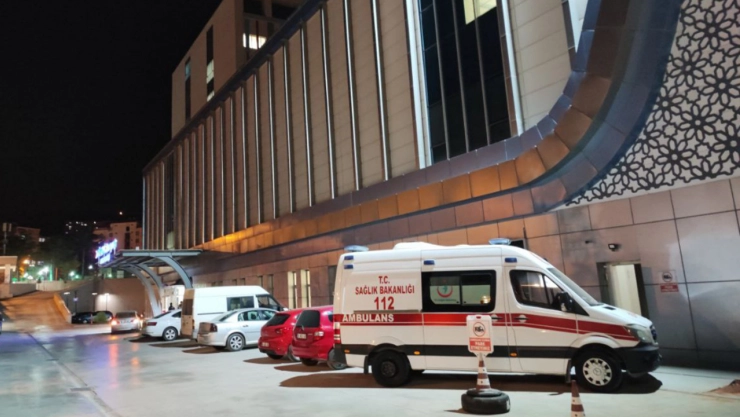 Çöşnük Mahallesi'nde Silahlı Yaralama: 1 Kişi Yaralandı