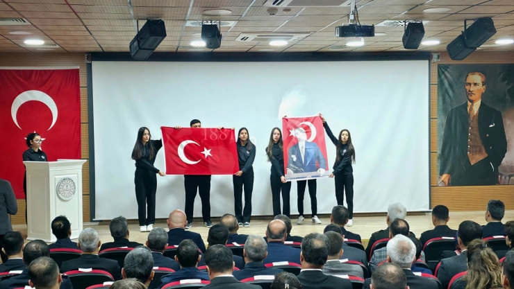 Darende'de 10 Kasım Atatürk'ü Anma Günü Programı Düzenlendi