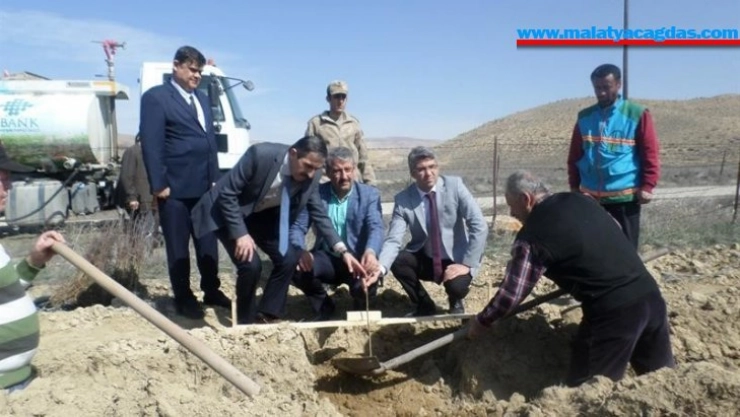 Darende'de armut ve elma  yaygınlaştırılacak