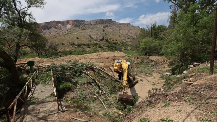 Hacılar Şeyhli Mahallesi köprü yapımına başlandı