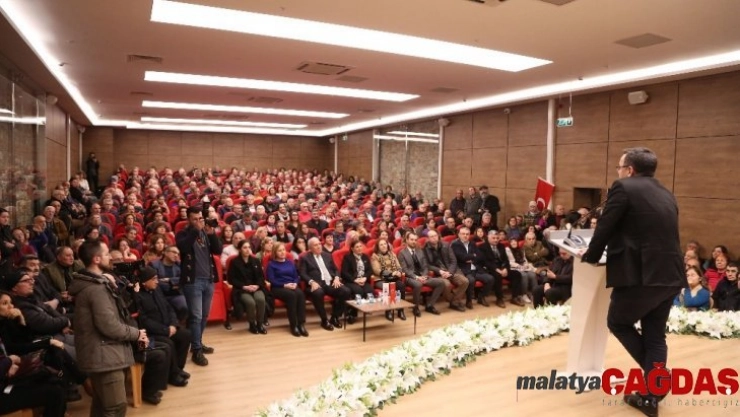 Deniz Zeyrek, Efeler'e konuk oldu