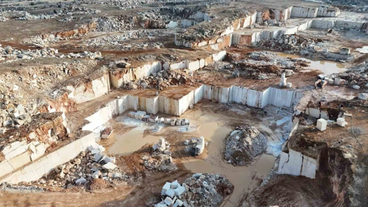 Çin ve Hindistan'a milyon dolarlık mermer ihracatı