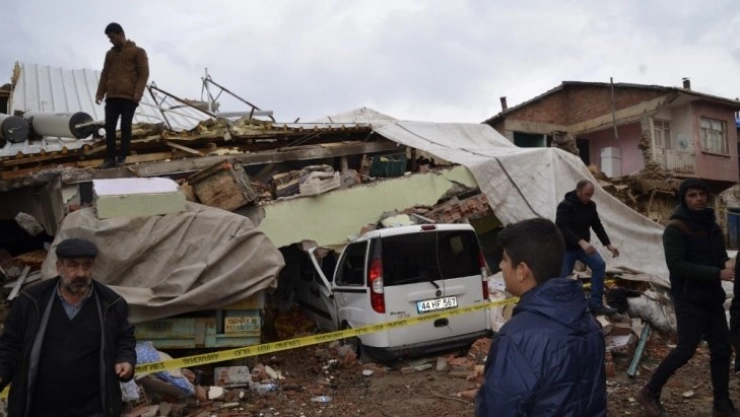 Depremzedelere Konteyner Kent'te barınma imkanı