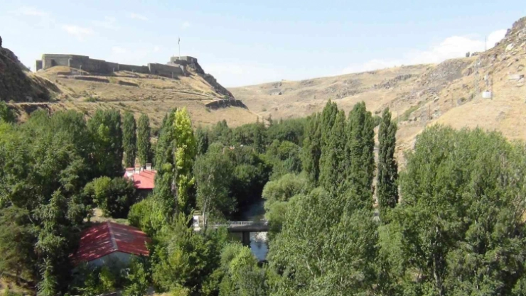 Dereiçi Kanyonu mesire alanı oluyor