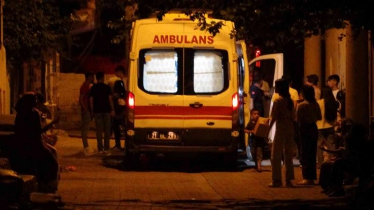 Diyarbakır'da elektrik kontağından ev yangını