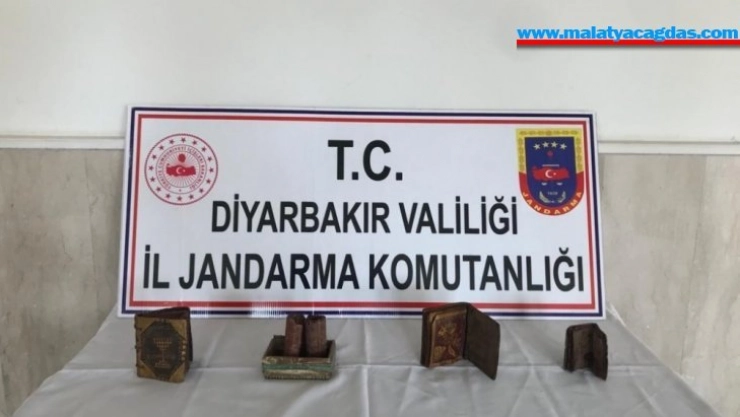 Diyarbakır'da tarihi eser kaçakçılarına suçüstü