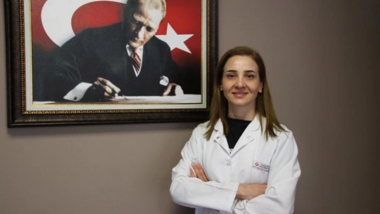 Dt. Değişmiş: 'Süt dişi çıktığı andan itibaren dişler mutlaka temizlenmelidir'