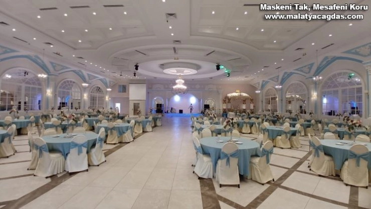 Düğün sezonu başladı, işletmecilerin gözü açıklanacak kararlarda