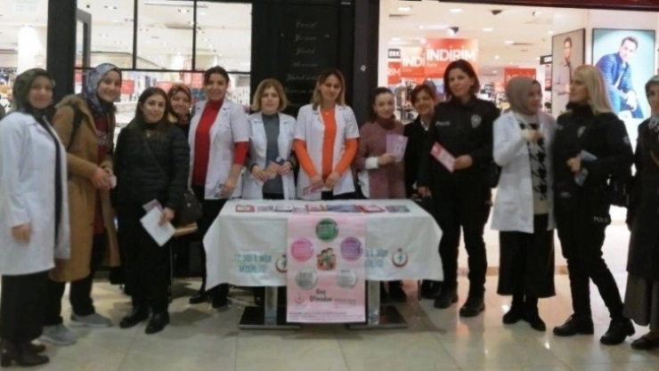 Dünya Kanser Günü'nde vatandaşları bilgilendirdiler