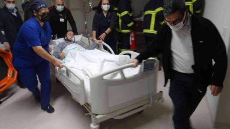 (Düzeltme) Erzurum Şehir Hastanesinde gerçeğini aratmayan yangın tatbikatı