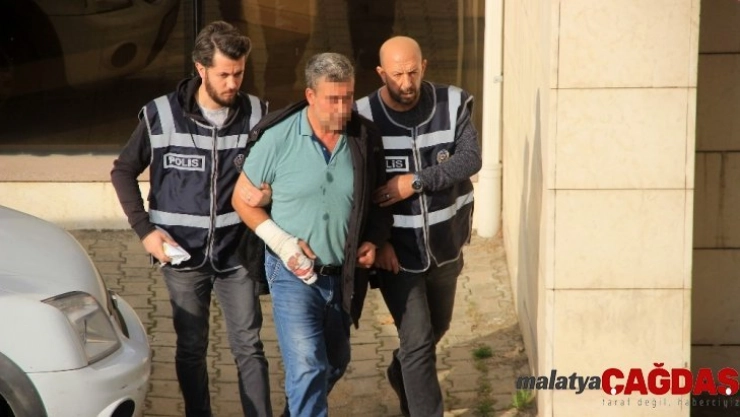 Edremit'teki kadın cinayeti zanlısı adliyeye sevk edildi