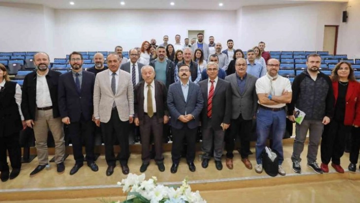 Eğitim bilimleri dergisinde özel sayı