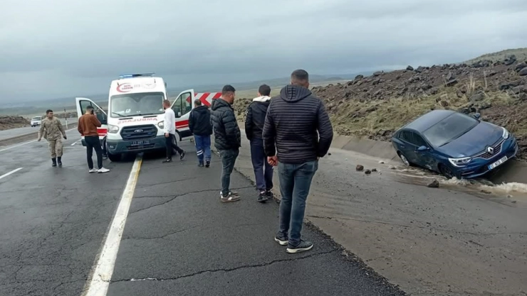 Elazığ-Bingöl kara yolundaki kazada 4 kişi yaralandı