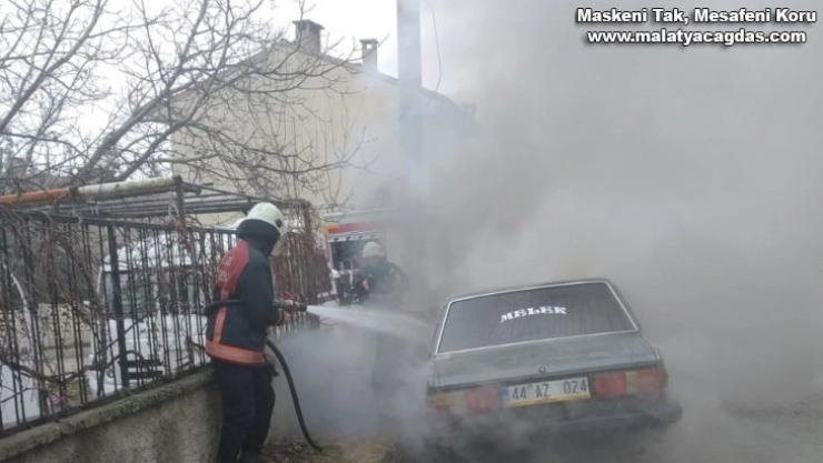 Elazığ'da araç yangını