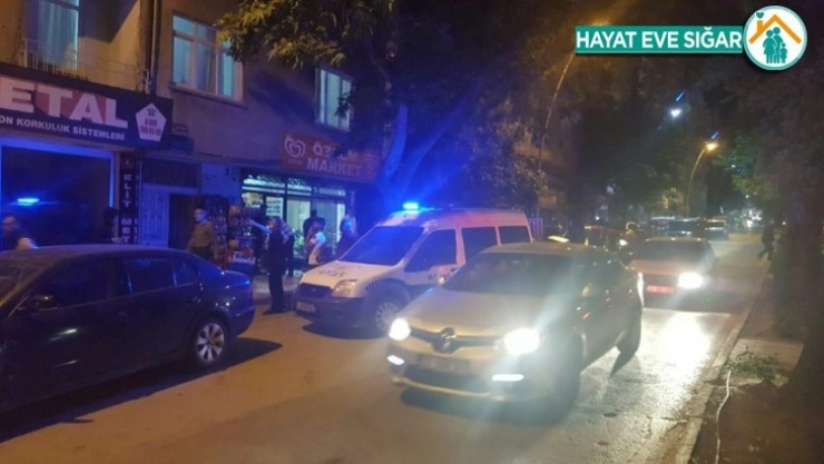 Elazığ'da bıçakla tartışma : 2 hafif yaralı