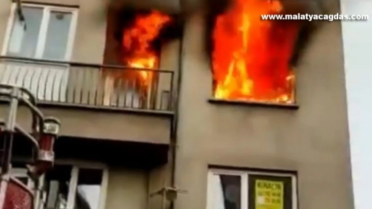 Elazığ'da ev yangını