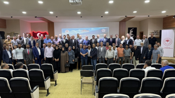 Elazığ'da sığır yetiştiricilerine hibe destekle antimastitör cihazı verildi