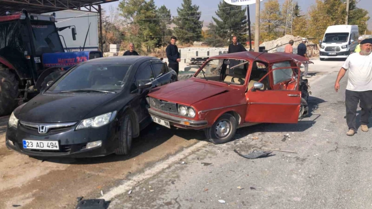 Elazığ'da trafik kazası: 1 ölü