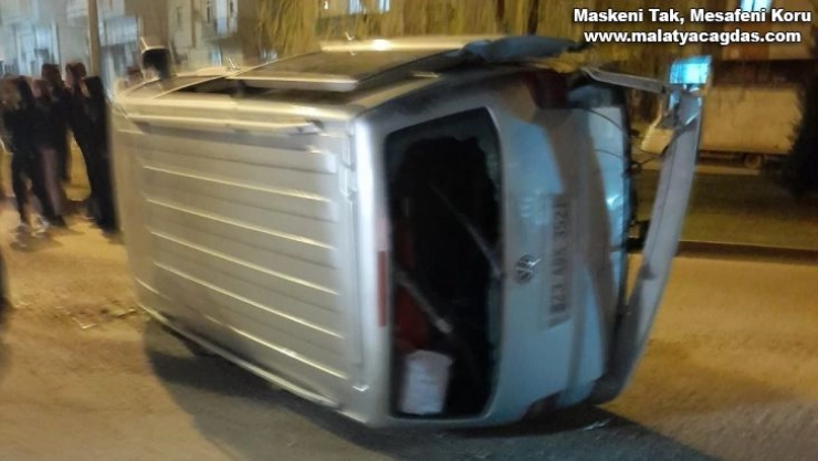 Elazığ'da trafik kazası: 2 yaralı