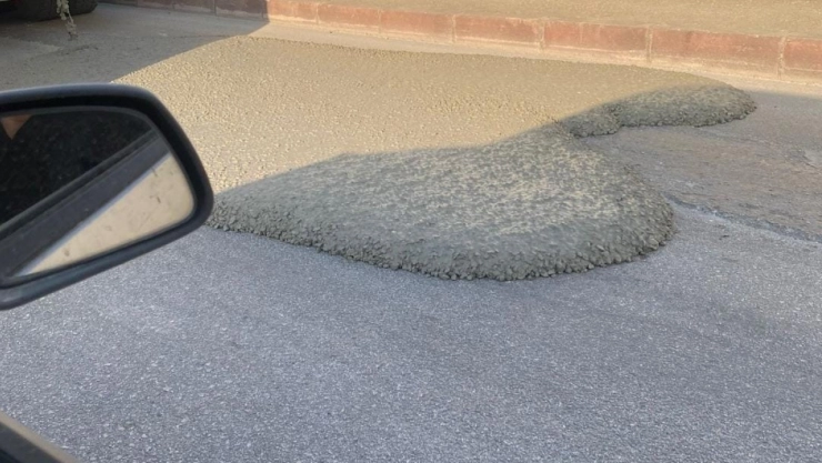 Elazığ'da yola beton döken miksere 668 bin lira ceza kesildi