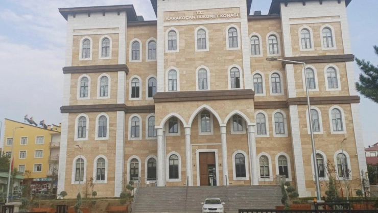 Elazığ'da Zabıt Katibi Zimmet İddiasıyla Açığa Alındı