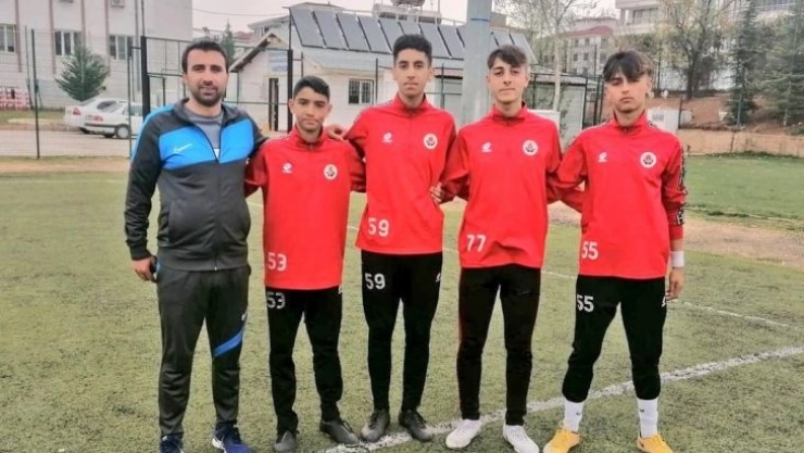Elazığ'dan genç milli takım seçmelerine 7 futbolcu