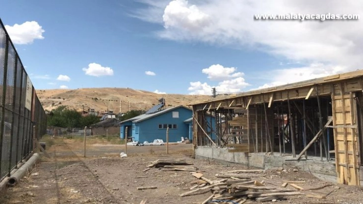 Elazığ'ın ilçelerinde spor tesisleri yükseliyor