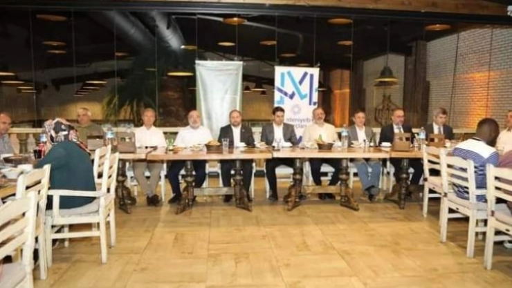 Eren, Kayseri'de Uluslararası Öğrenciler Akademisi Bayramlaşma programına katıldı