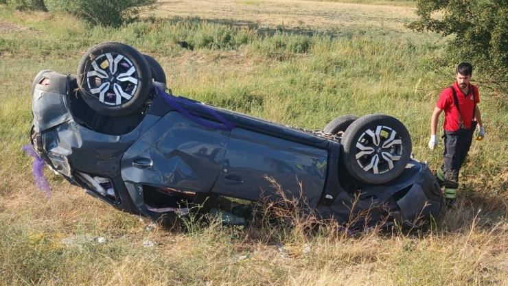 Erzincan'da Feci Kaza: 1 Kişi Hayatını Kaybetti, 4 Yaralı