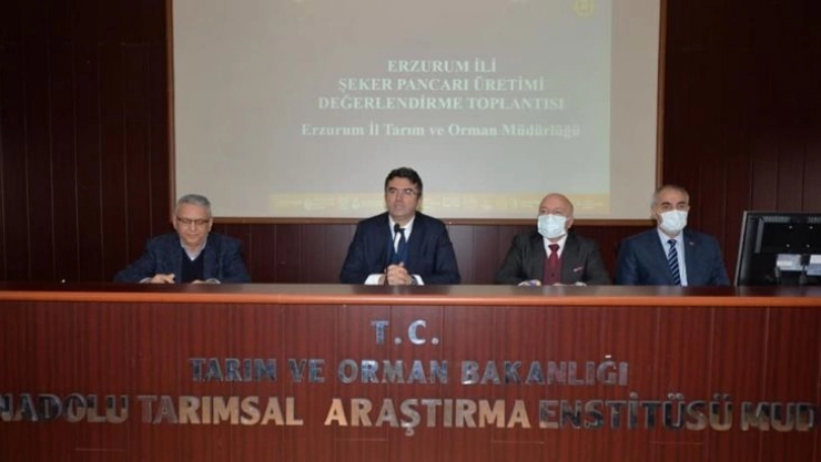Erzurum'da şeker pancarı üretimi değerlendirme toplantısı