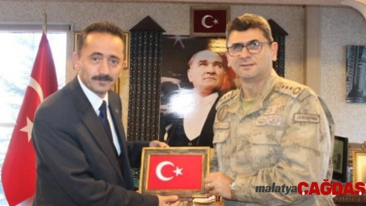 Erzurum İl Jandarma Komutanı Gemalmaz, Kültür ve Turizm İl Müdürü Almaz'ı ziyaret etti