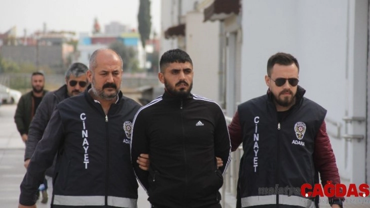 Eşini elinden alan arkadaşını öldürdü