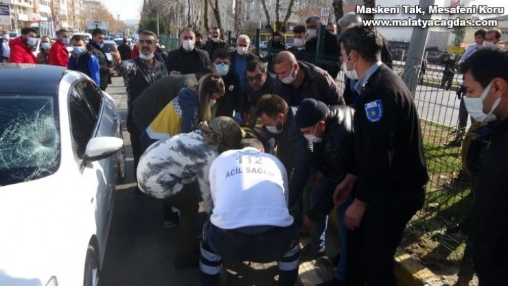 Eski belediye başkanının aracı yayaya çarptı: 1 yaralı