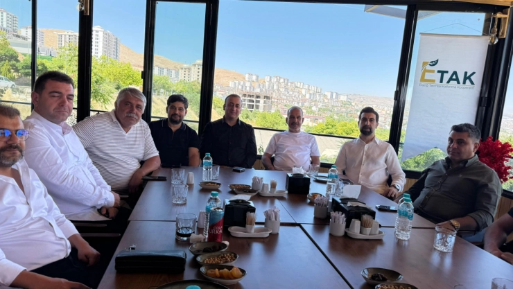 ETAK'ta Güven Tazelendi: Kıvanç Beyarslan Yeniden Başkan