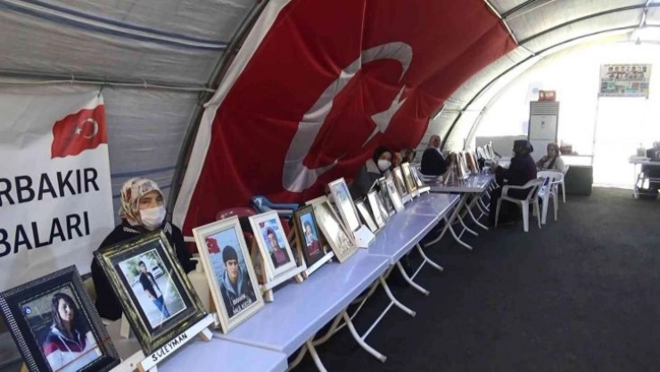 Evlat nöbetindeki anne Mevlüde Üçdağ, 'HDP virüs gibidir'