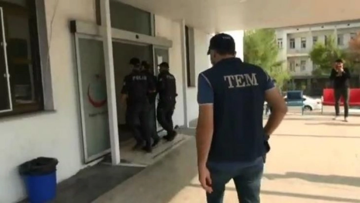 Eylem hazırlığındaki terörist Diyarbakır polisi tarafından kurulan özel ekiple İzmir'de yakalandı