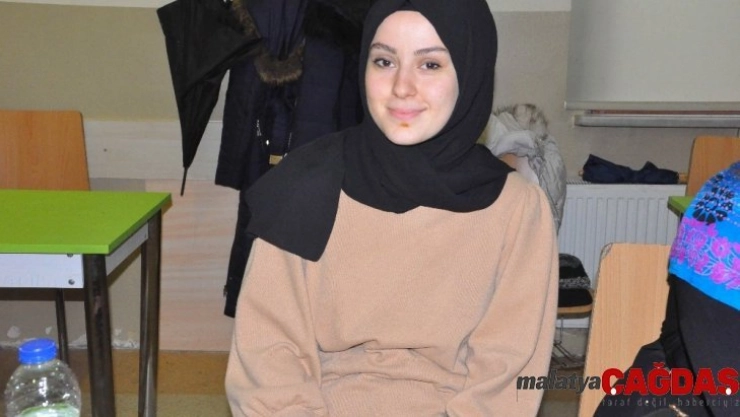 Eyüpsultan Dil Evi'nde Arapça eğitimler başladı