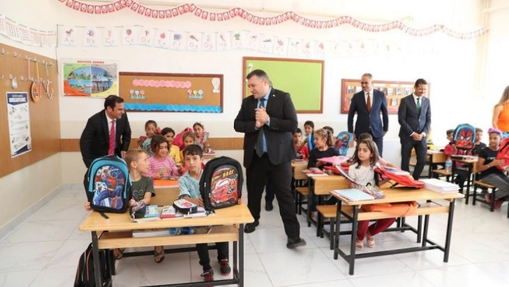 Eyyübiye Belediyesi eğitim desteklerine başladı