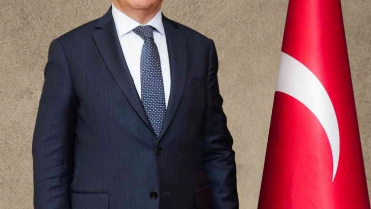 Fadıloğlu'ndan 10 Nisan kutlaması